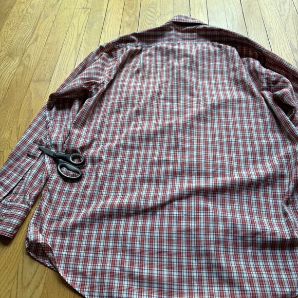 Vintage GANT Size L Red Plaid Tailored Roll Tab Long Sleeve Button Down Shirt - Picture 15 of 15